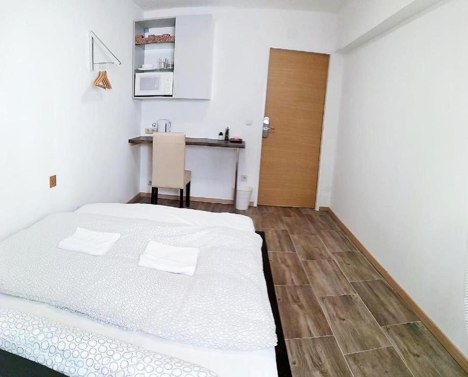 Smart Mini Hotel Βιέννη Εξωτερικό φωτογραφία